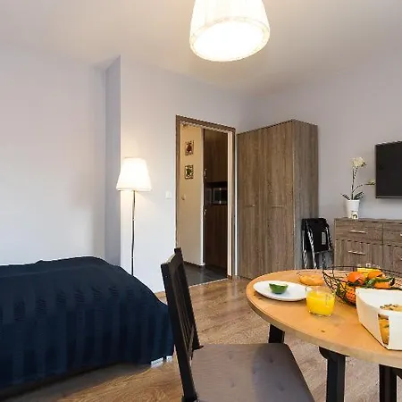 Browar Gdanski Budget By Renters Lägenhetshotell